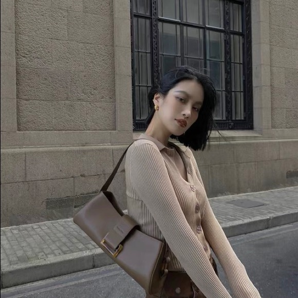 Front button cardigan - Picture 2 of 6